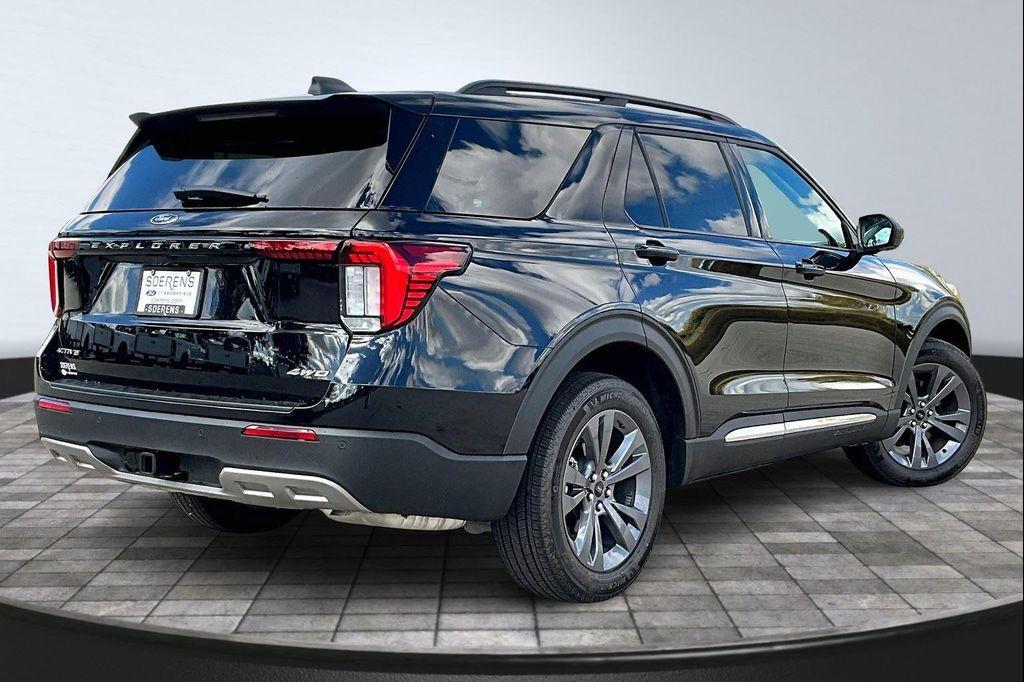 new 2025 Ford Explorer car, priced at $44,296