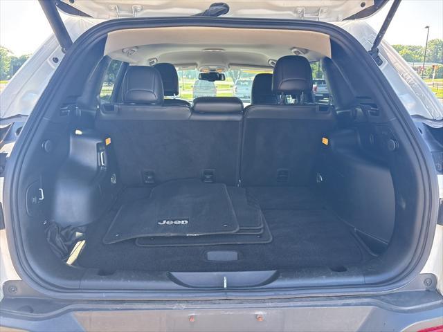 used 2018 Jeep Cherokee car