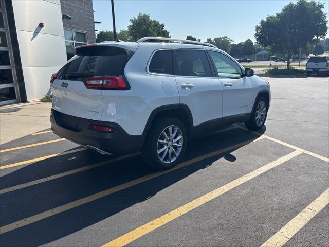 used 2018 Jeep Cherokee car