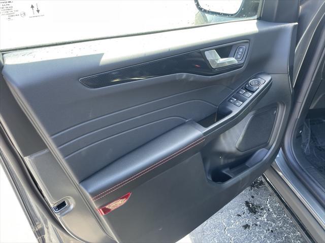 new 2025 Ford Escape car, priced at $33,925