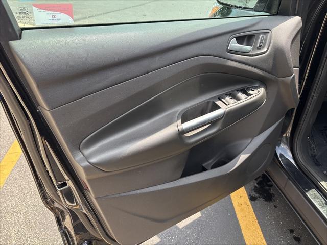 used 2015 Ford Escape car, priced at $7,900