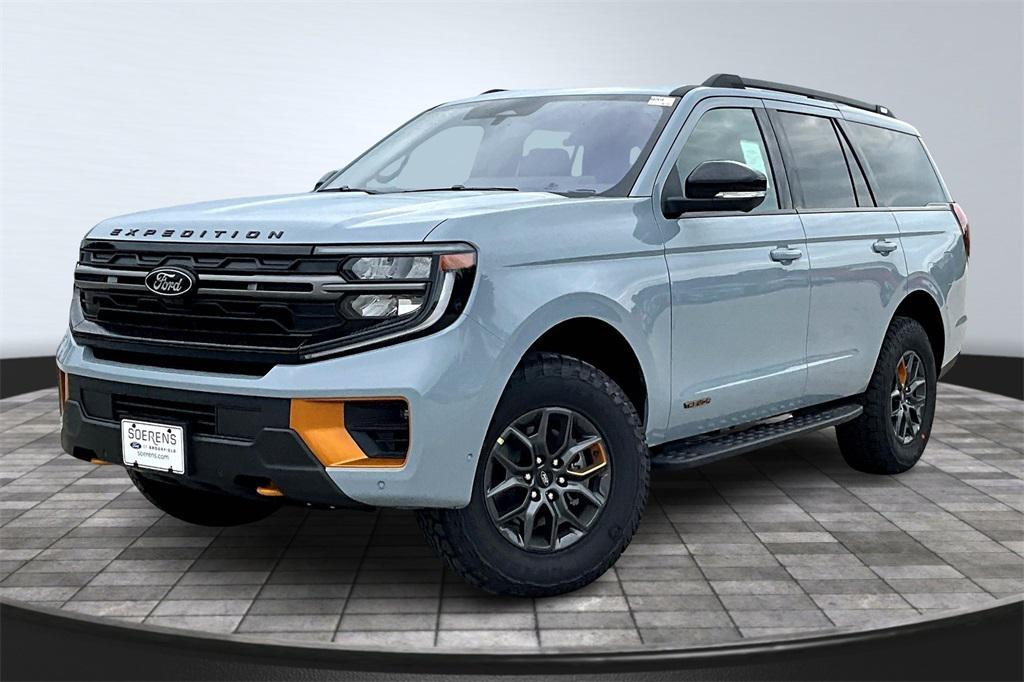 new 2025 Ford Expedition car, priced at $84,540
