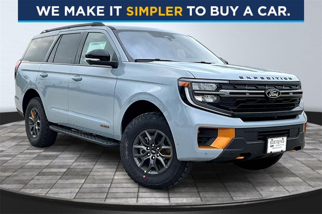 new 2025 Ford Expedition car, priced at $84,540