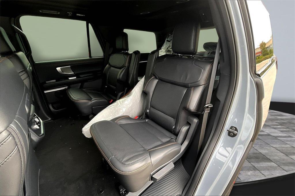 new 2025 Ford Expedition car, priced at $84,540