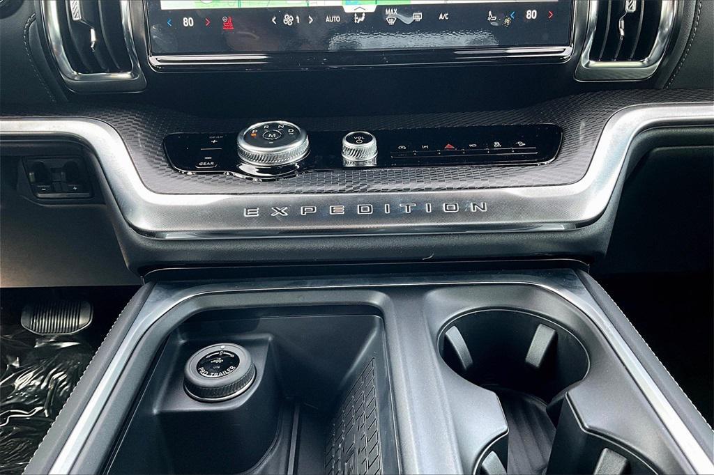 new 2025 Ford Expedition Max car, priced at $84,010