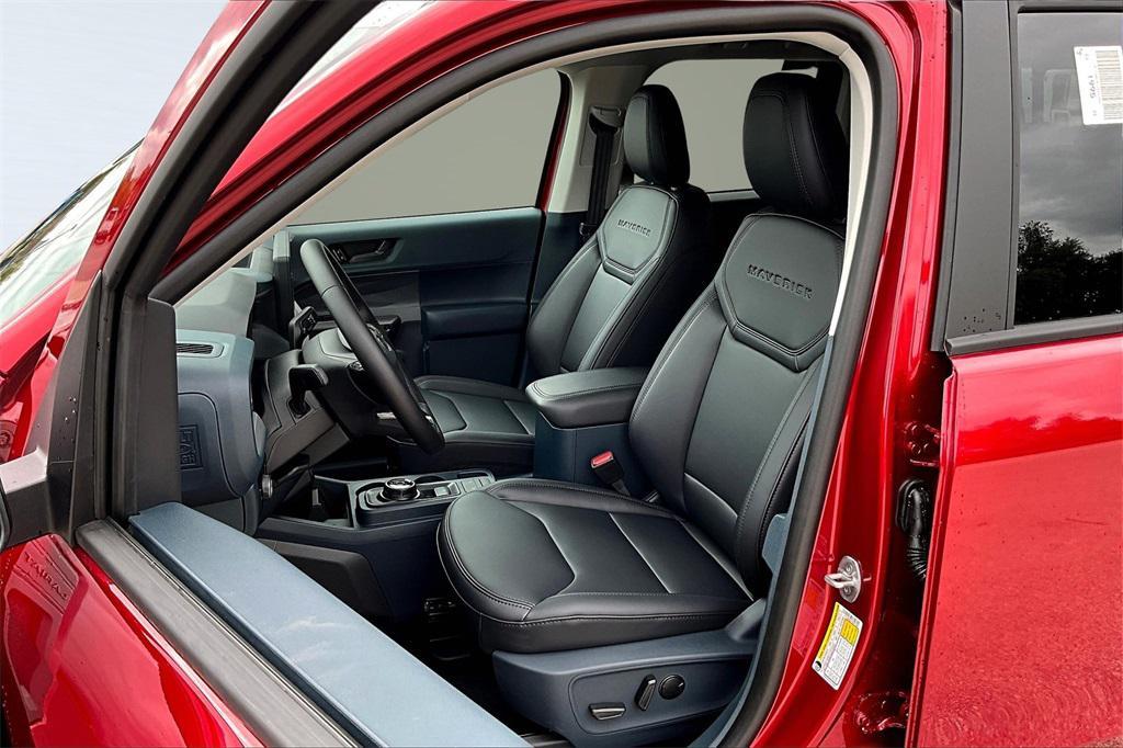 new 2025 Ford Maverick car, priced at $42,260