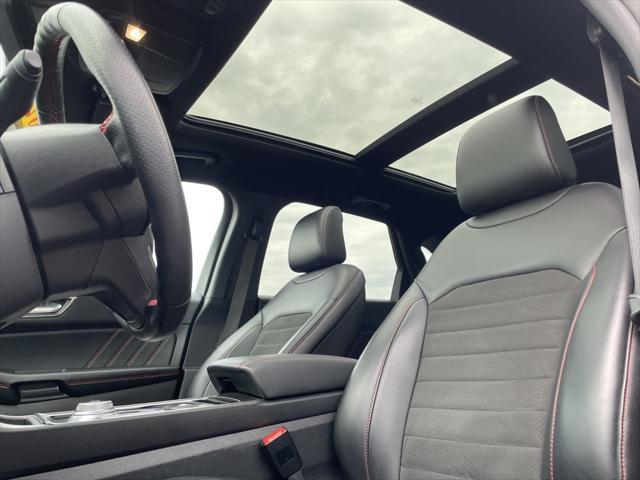 used 2022 Ford Edge car, priced at $30,990