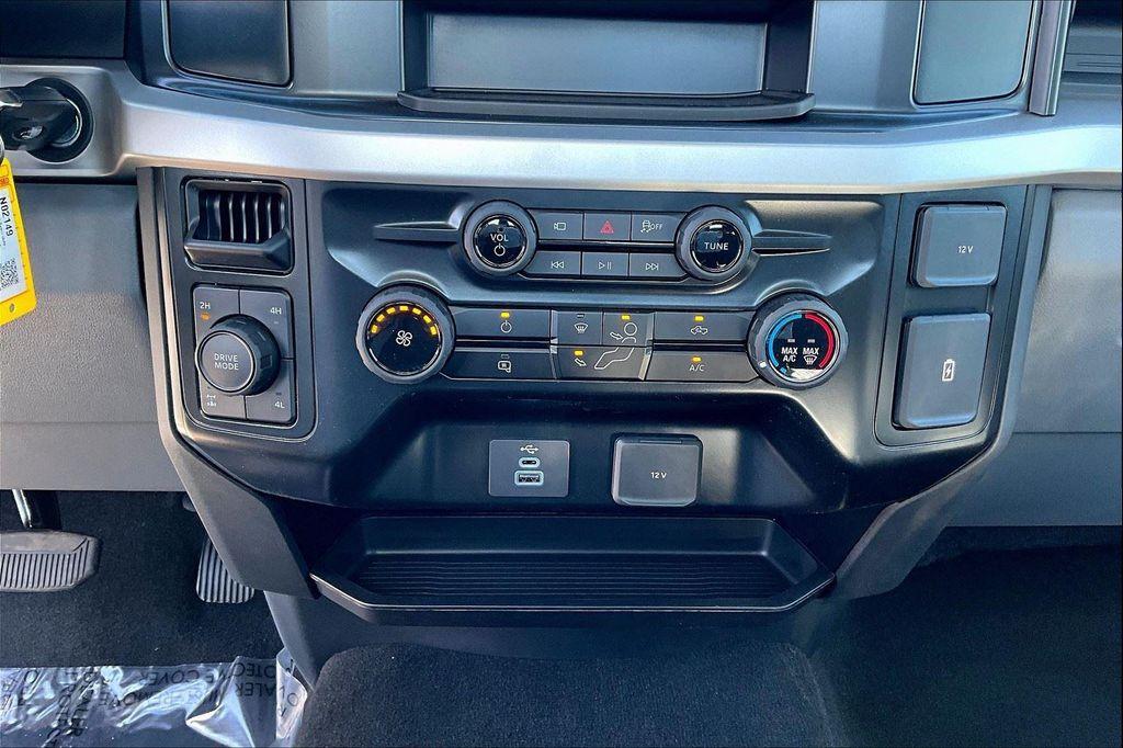 new 2025 Ford F-250 car, priced at $52,281