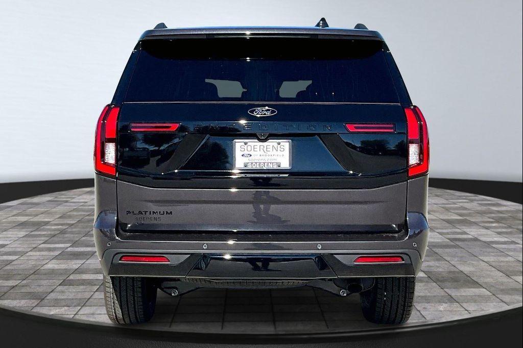 new 2025 Ford Expedition car, priced at $82,159