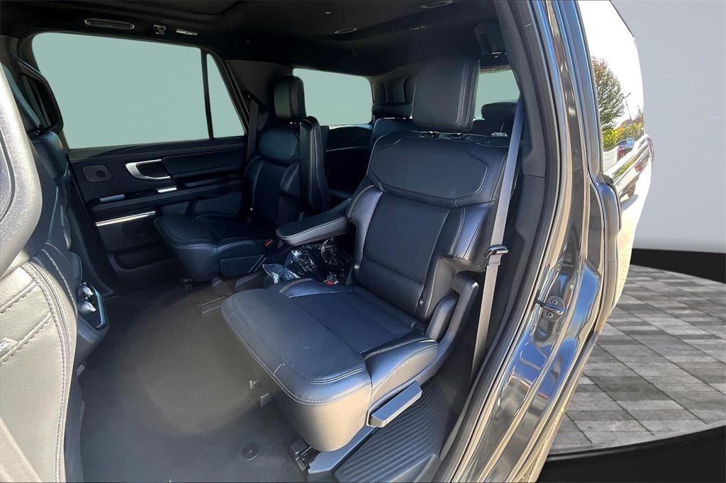 new 2025 Ford Expedition car, priced at $84,485