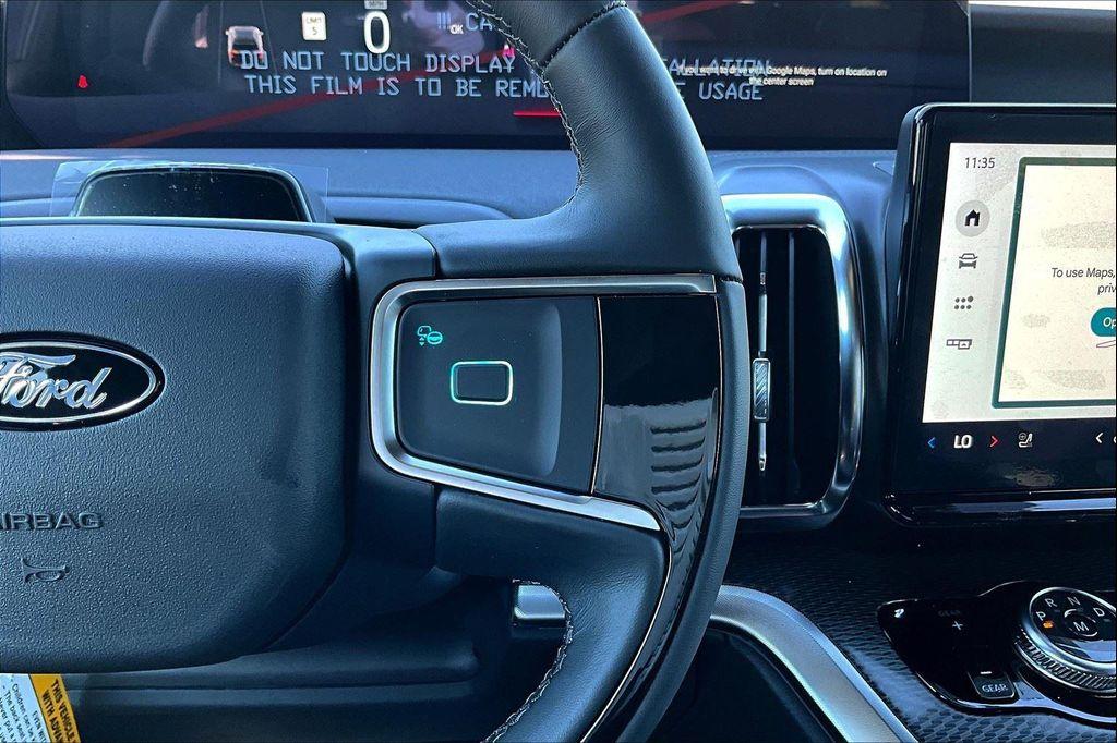 new 2025 Ford Expedition car, priced at $82,159