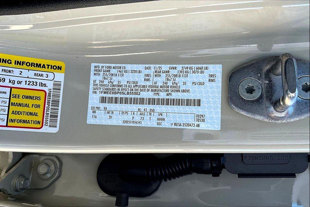 new 2025 Ford Bronco car, priced at $52,526