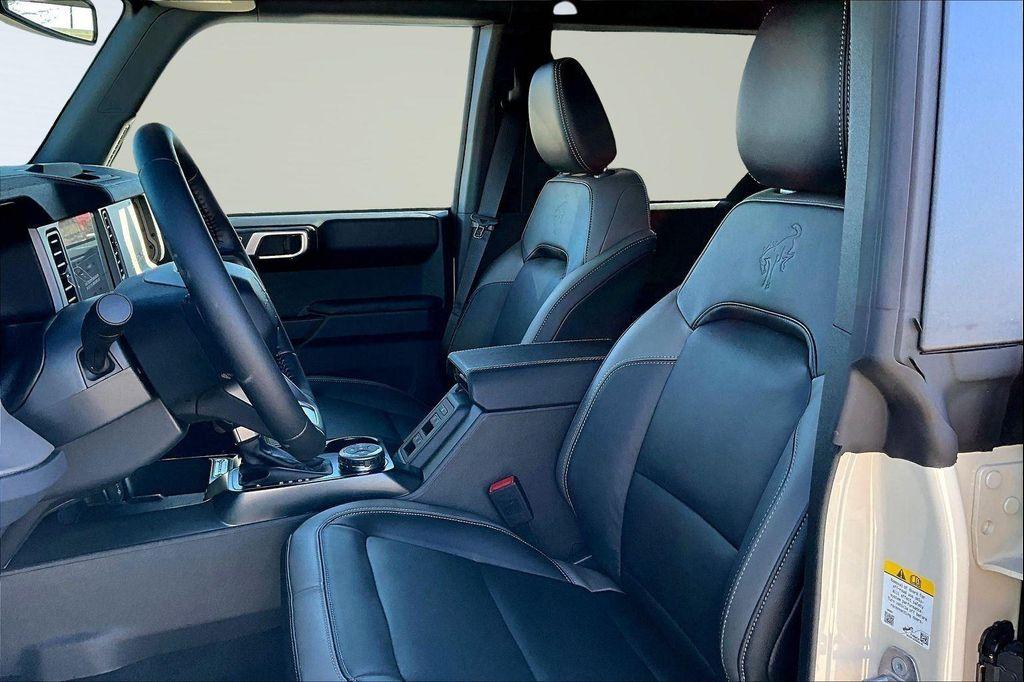 new 2025 Ford Bronco car, priced at $52,526
