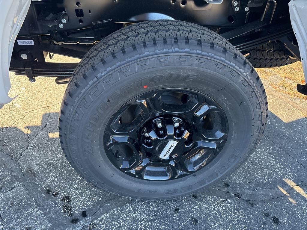 new 2024 Ford F-350 car, priced at $47,430