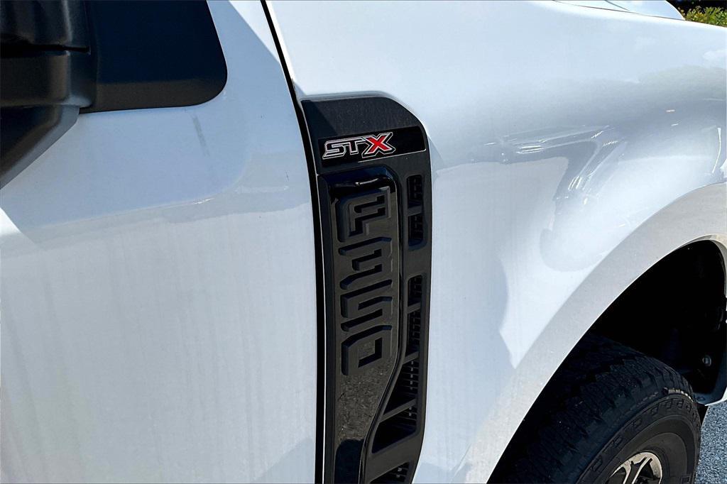 new 2024 Ford F-350 car, priced at $45,430