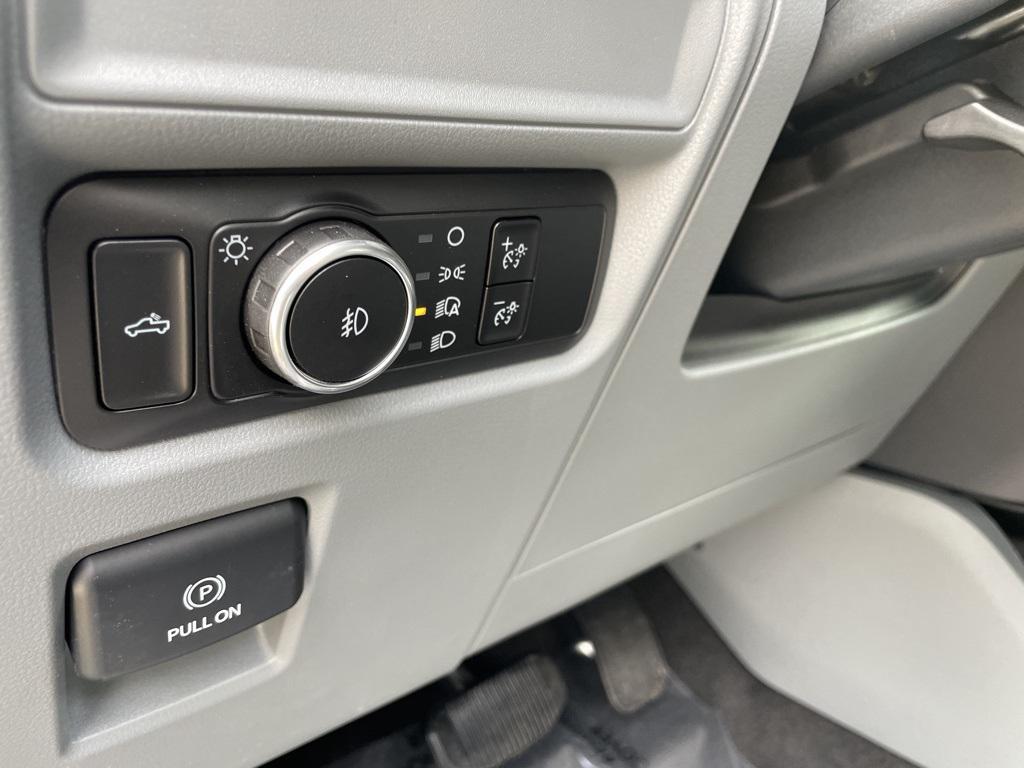 new 2024 Ford F-150 car, priced at $45,274