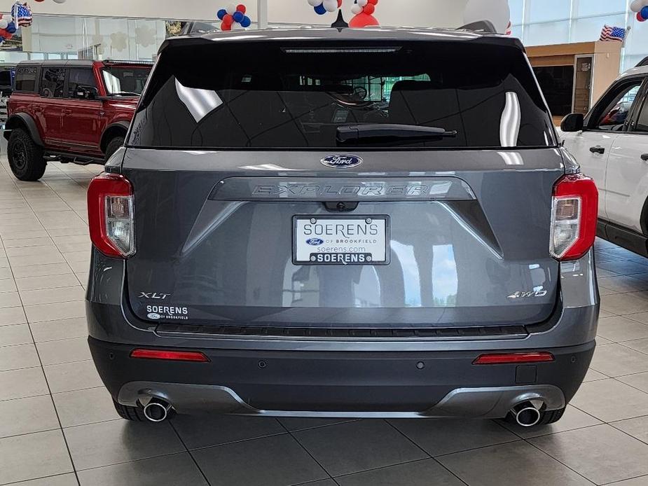 new 2024 Ford Explorer car, priced at $45,355