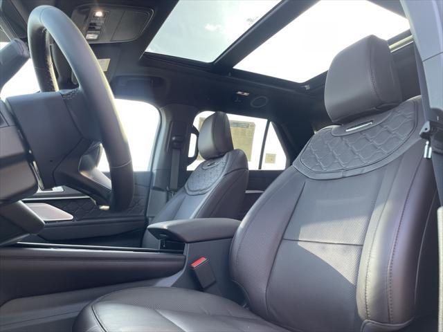 new 2025 Ford Explorer car, priced at $54,704