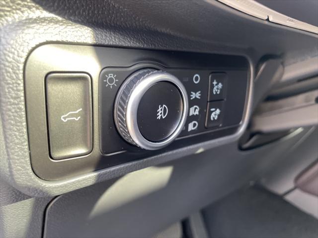 new 2025 Ford Explorer car, priced at $54,704