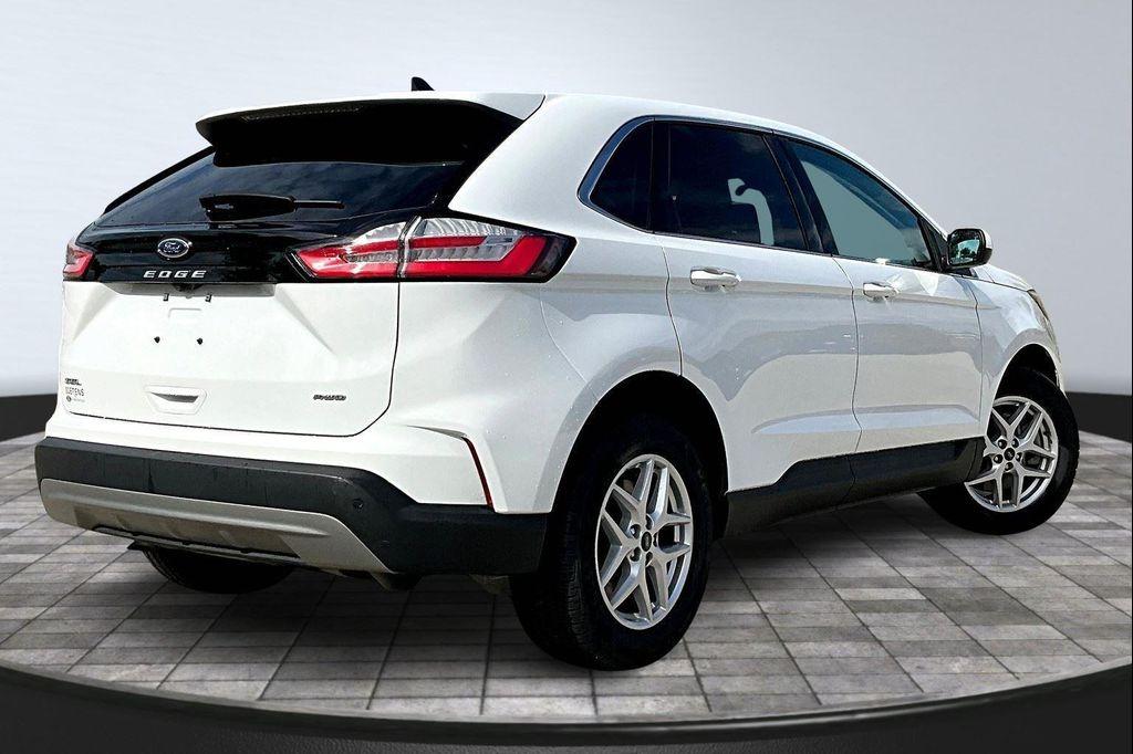 used 2024 Ford Edge car, priced at $26,489