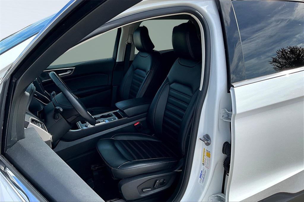 used 2024 Ford Edge car, priced at $26,991