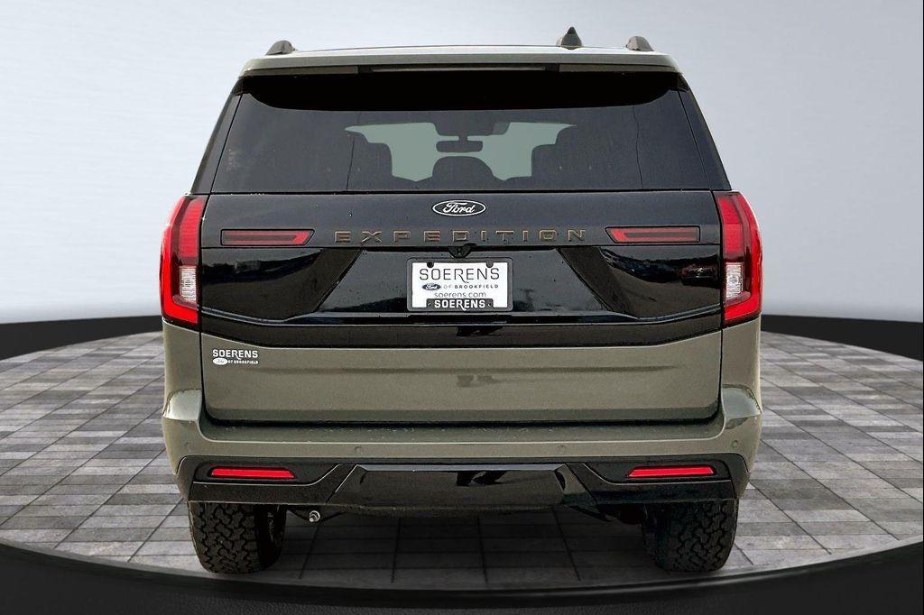 new 2025 Ford Expedition car, priced at $83,945