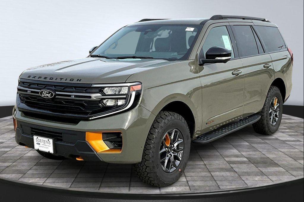 new 2025 Ford Expedition car, priced at $83,945