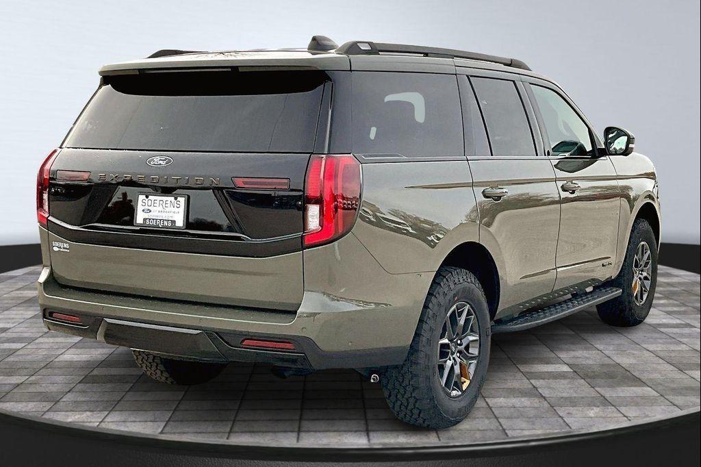 new 2025 Ford Expedition car, priced at $83,945