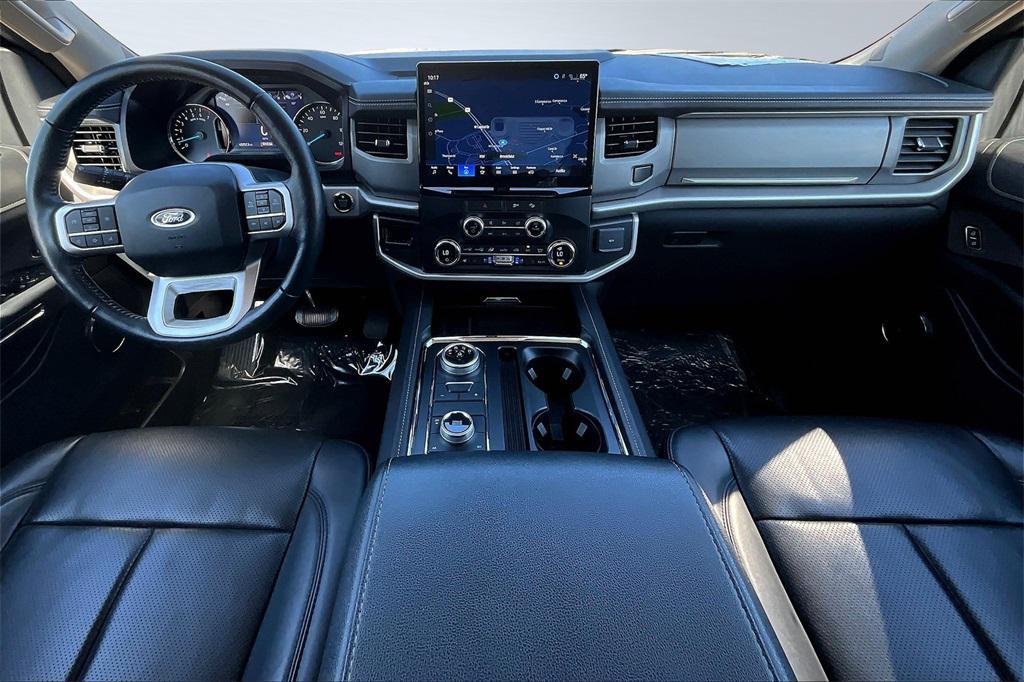 used 2022 Ford Expedition car, priced at $46,264