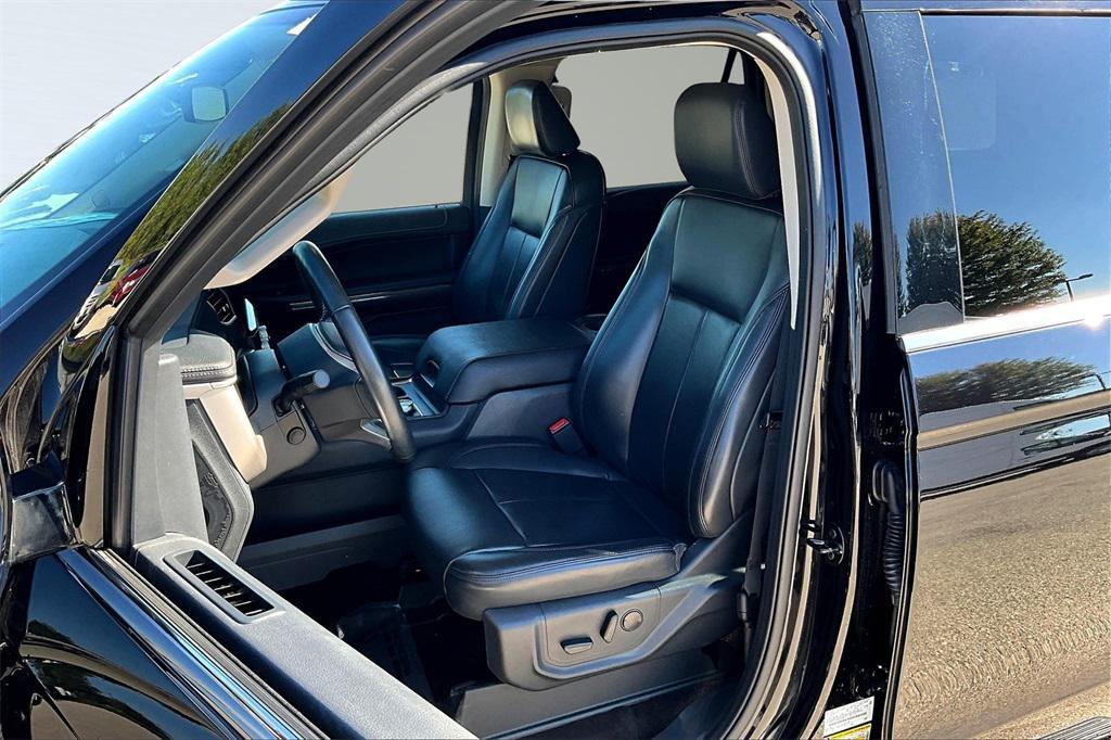 used 2022 Ford Expedition car, priced at $46,500