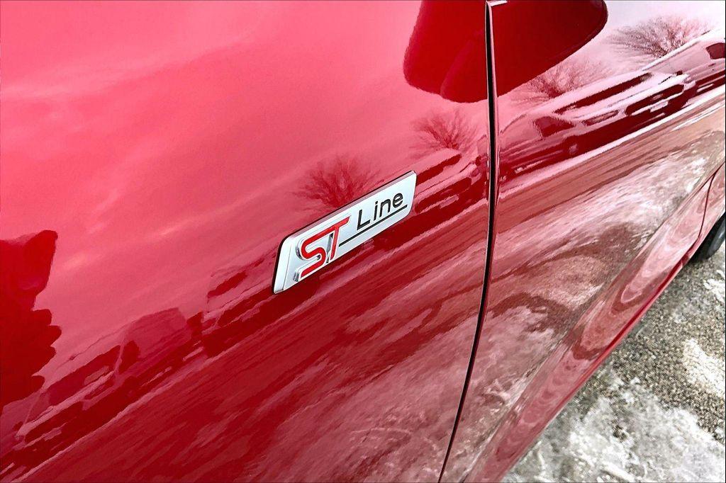 used 2023 Ford Escape car, priced at $25,991