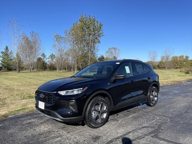 new 2025 Ford Escape car, priced at $33,399