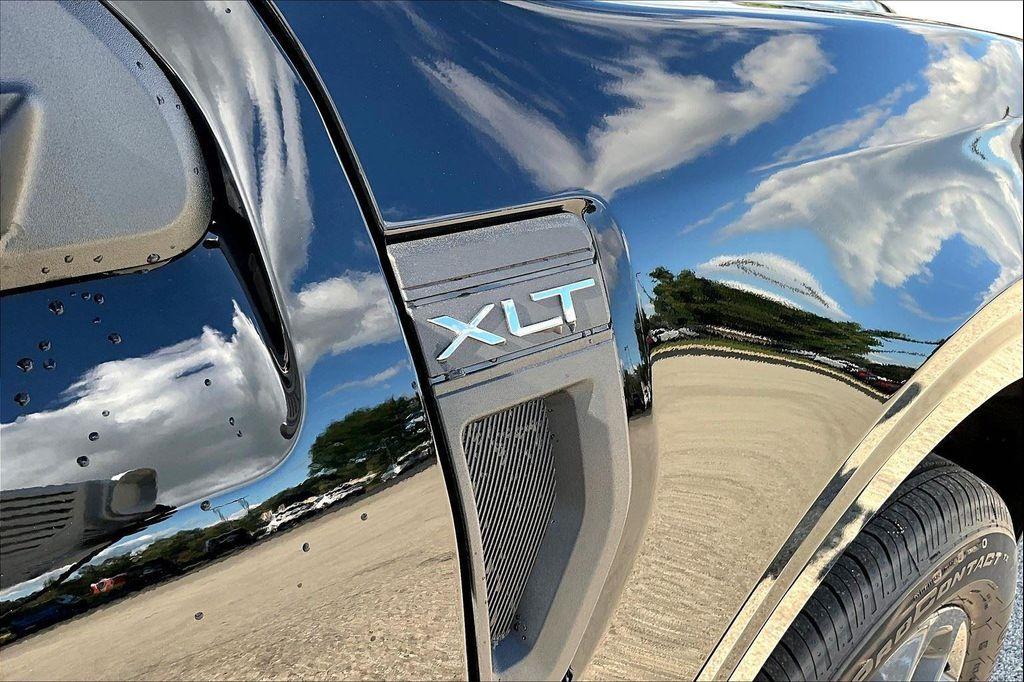 new 2025 Ford Maverick car, priced at $33,803