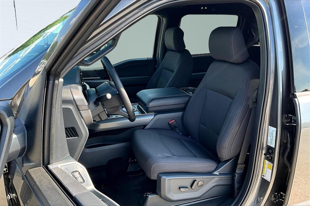 new 2025 Ford F-150 car, priced at $58,552