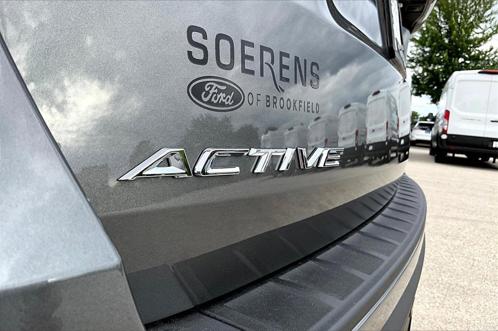 new 2025 Ford Explorer car, priced at $47,160