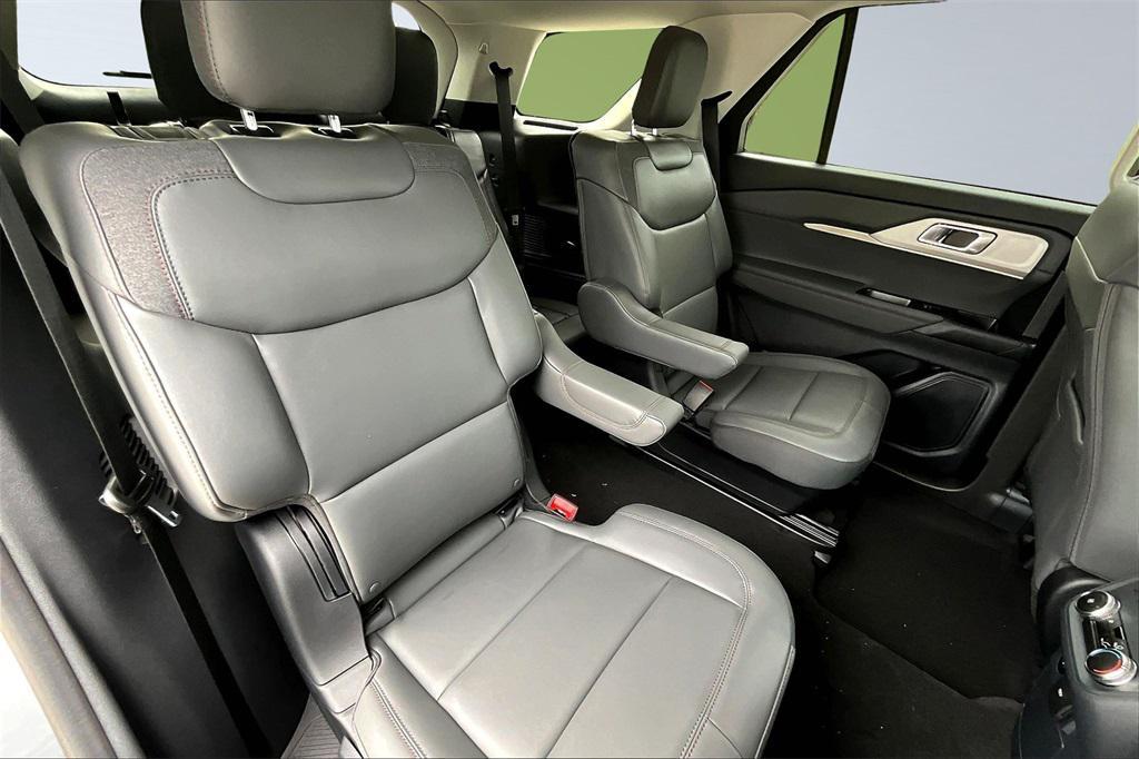 new 2025 Ford Explorer car, priced at $47,160