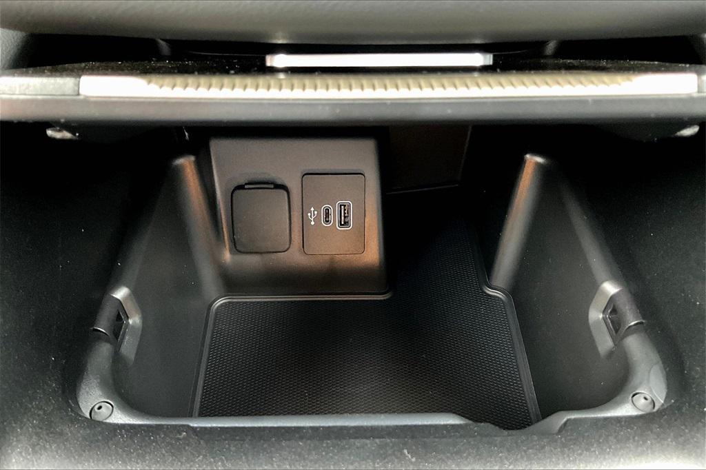 new 2025 Ford Explorer car, priced at $47,160