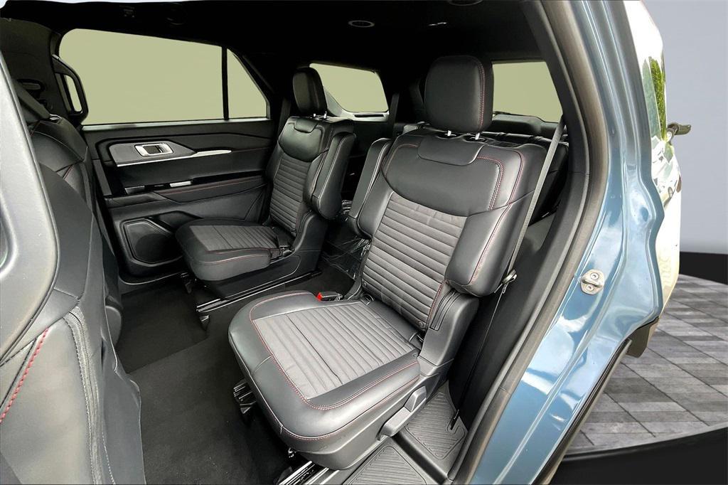 new 2025 Ford Explorer car, priced at $47,710