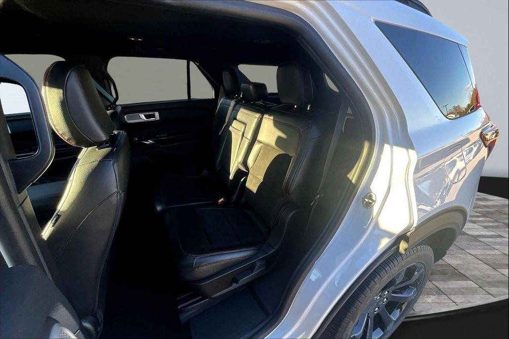 used 2023 Ford Explorer car, priced at $37,351