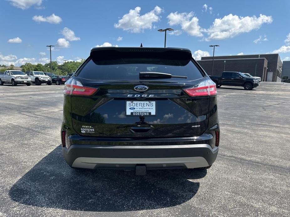 new 2024 Ford Edge car, priced at $45,040