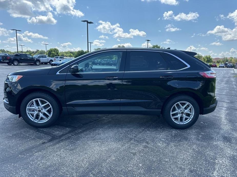 new 2024 Ford Edge car, priced at $45,040