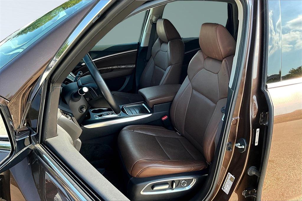 used 2019 Acura MDX car, priced at $25,800