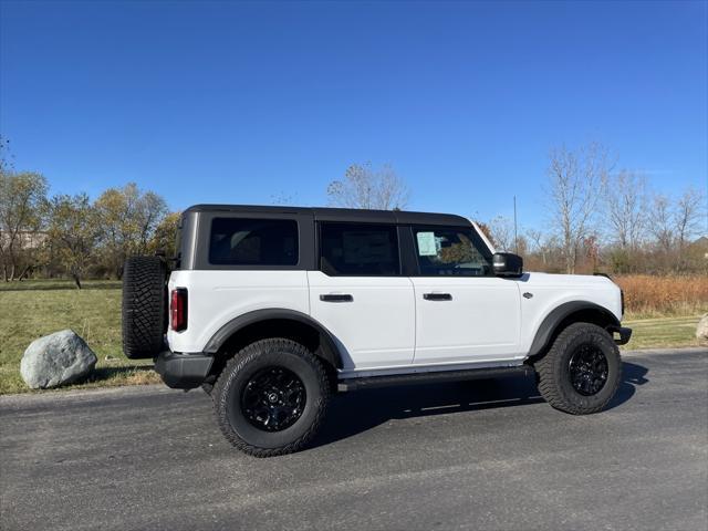 new 2024 Ford Bronco car, priced at $65,422