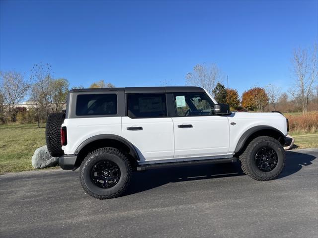 new 2024 Ford Bronco car, priced at $65,422