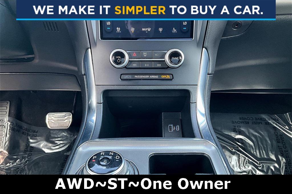 used 2022 Ford Edge car, priced at $37,500
