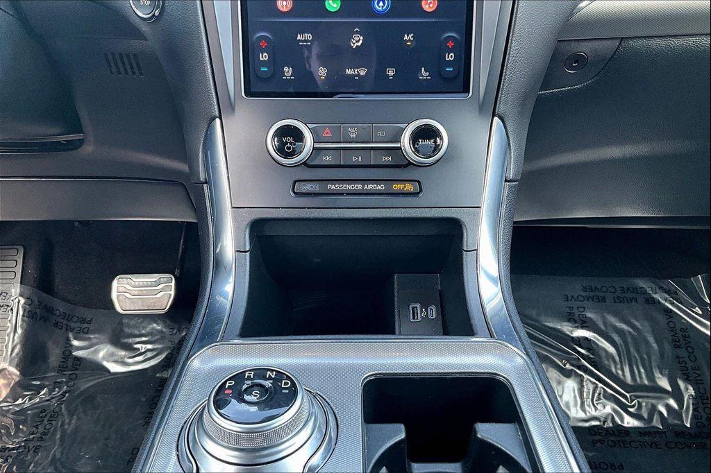 used 2022 Ford Edge car, priced at $35,998