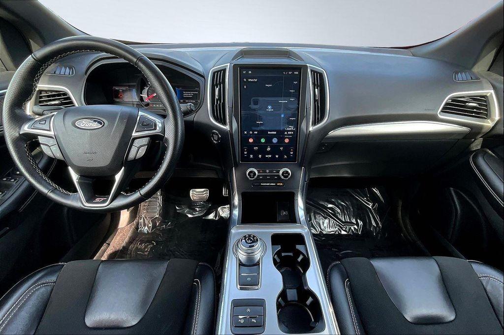 used 2022 Ford Edge car, priced at $35,998