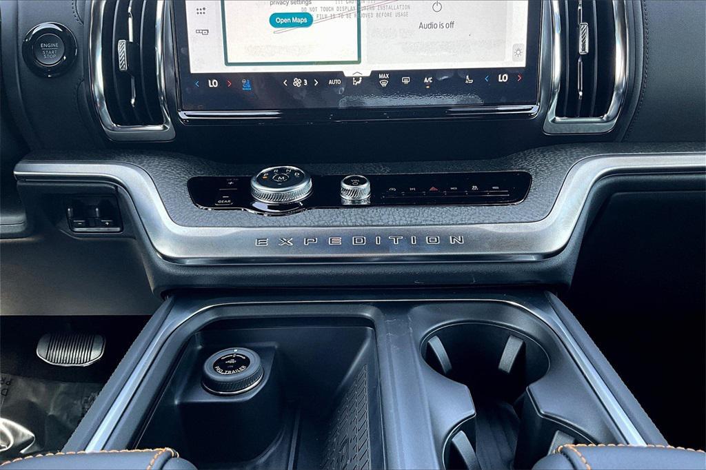 new 2025 Ford Expedition car, priced at $83,545
