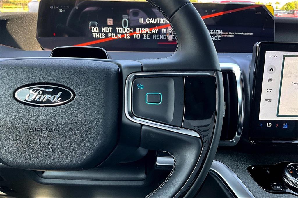 new 2025 Ford Expedition car, priced at $83,545