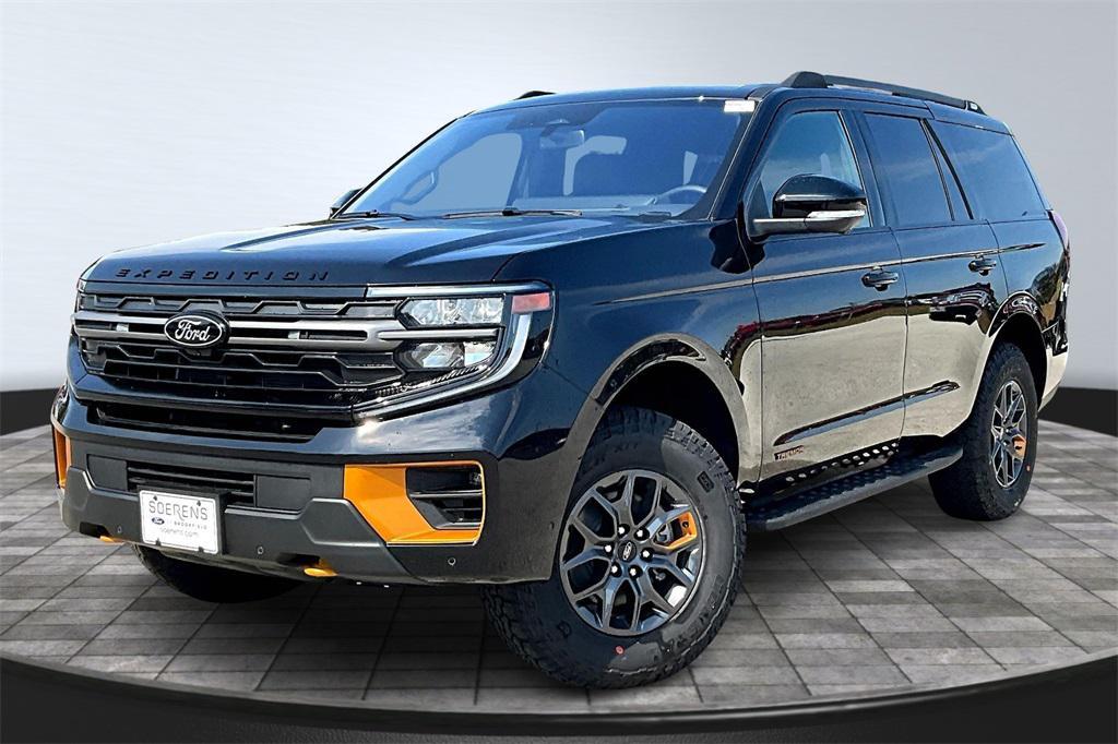 new 2025 Ford Expedition car, priced at $83,545